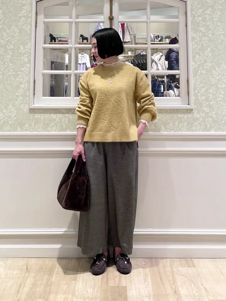 ANY MIKA コーディネート画像