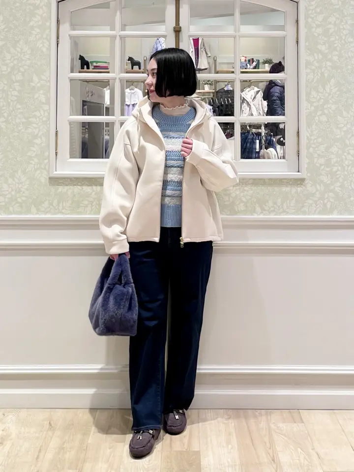 ANY MIKA コーディネート画像