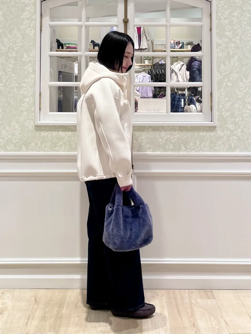 ANY MIKA コーディネート画像