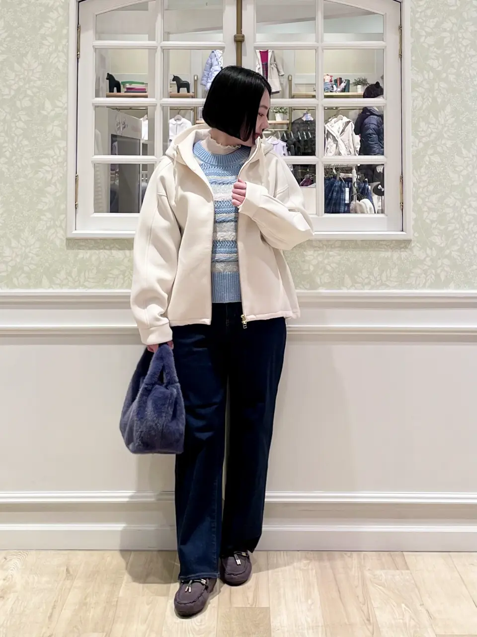 ANY MIKA コーディネート画像