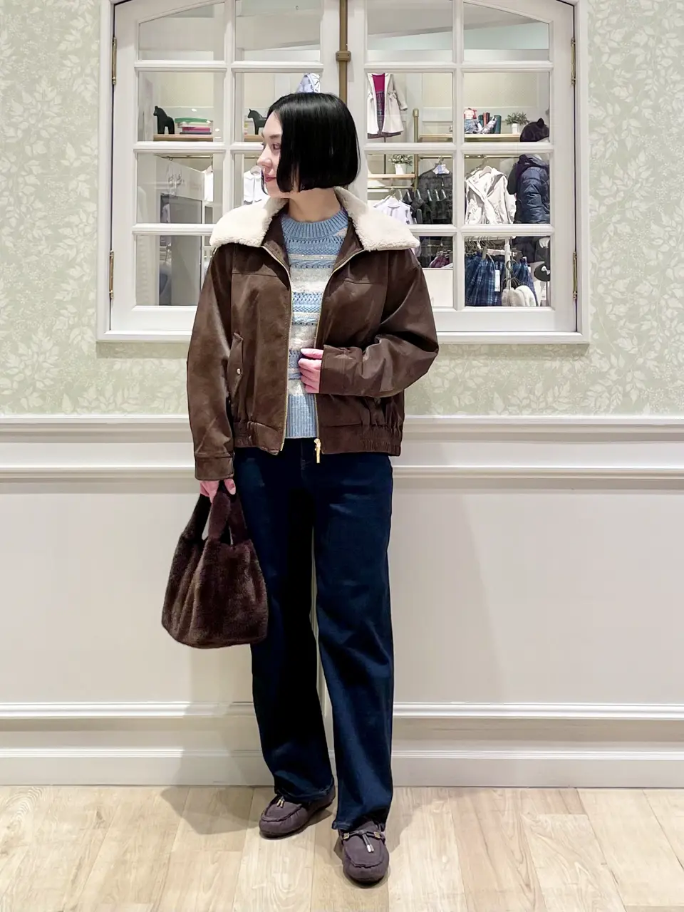 ANY MIKA コーディネート画像