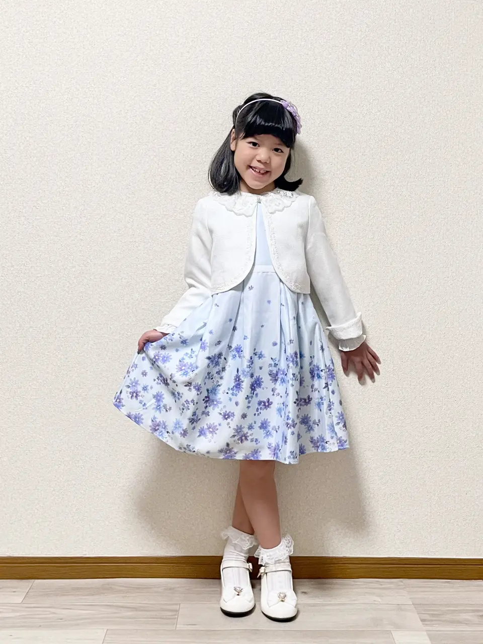  MIKA コーディネート画像