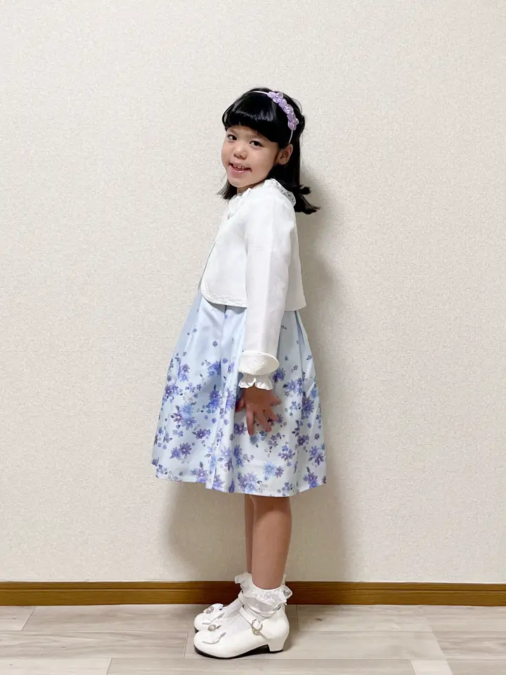 ANY MIKA コーディネート画像