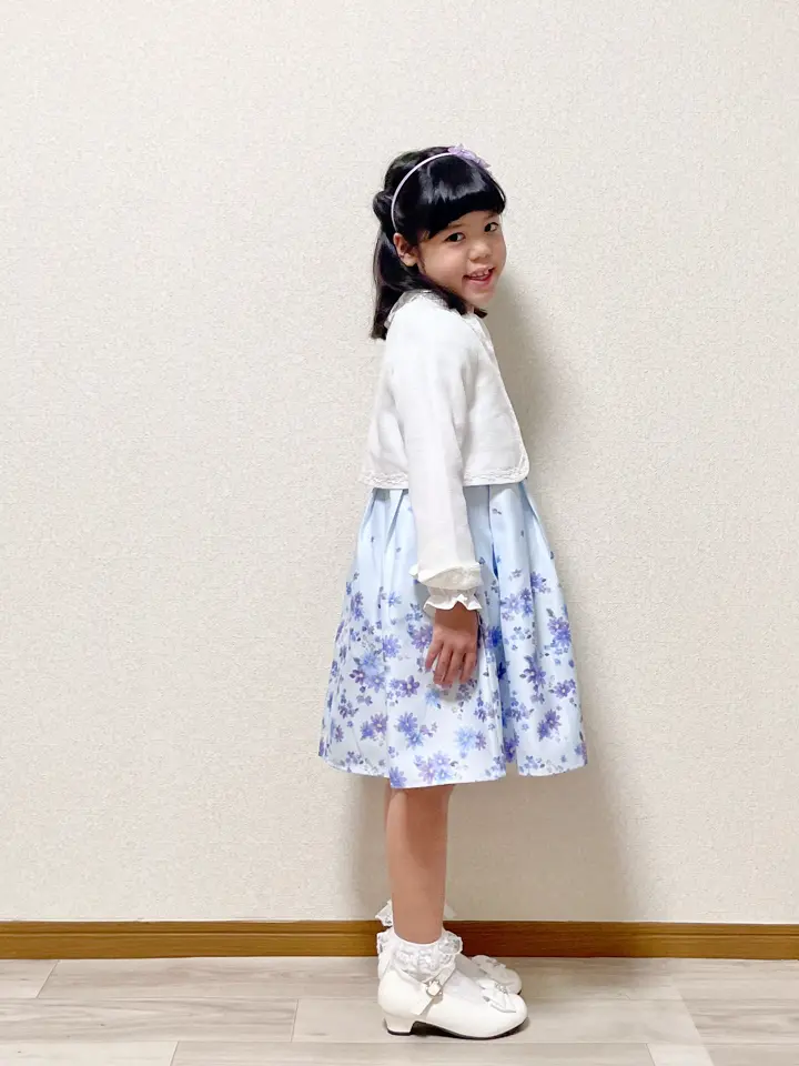 ANY MIKA コーディネート画像