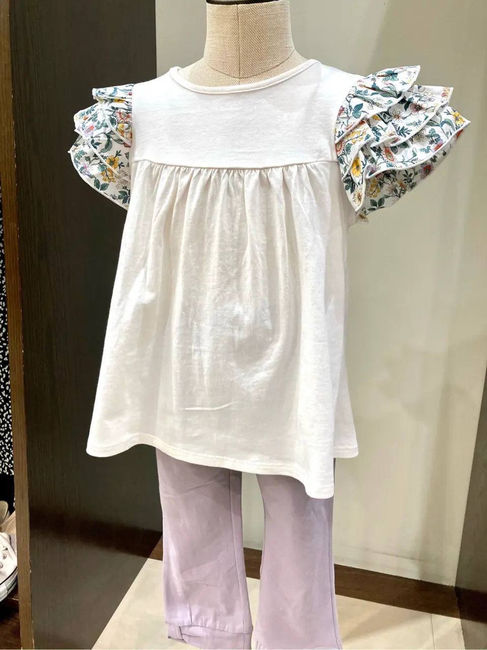 ANY 杉原 コーディネート画像