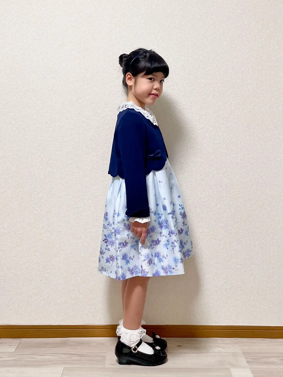 ANY MIKA コーディネート画像