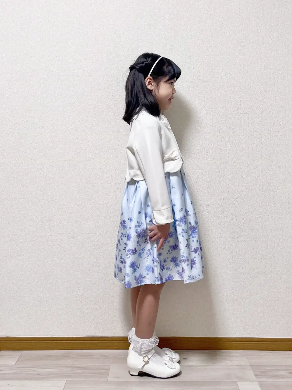 ANY MIKA コーディネート画像