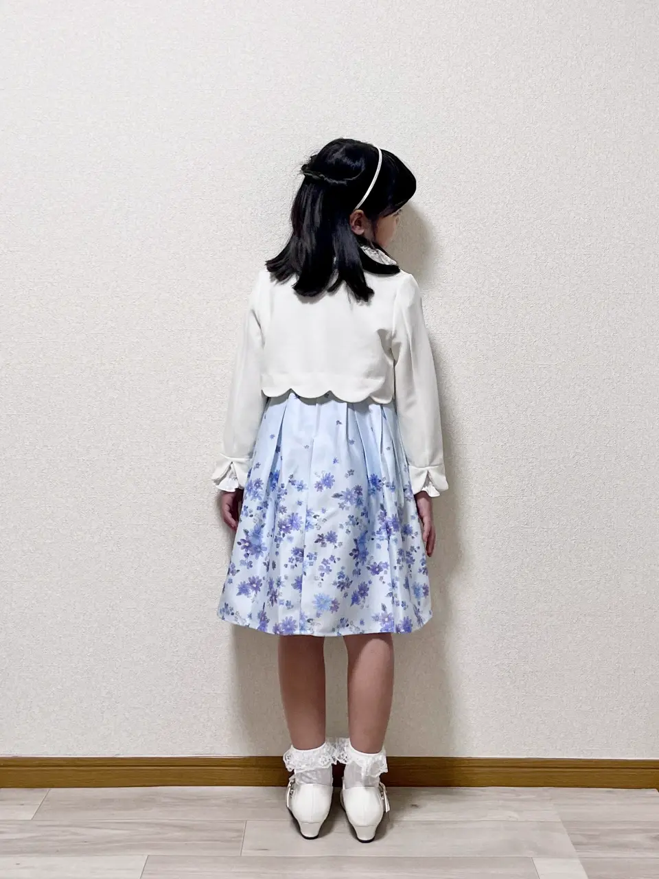 ANY MIKA コーディネート画像