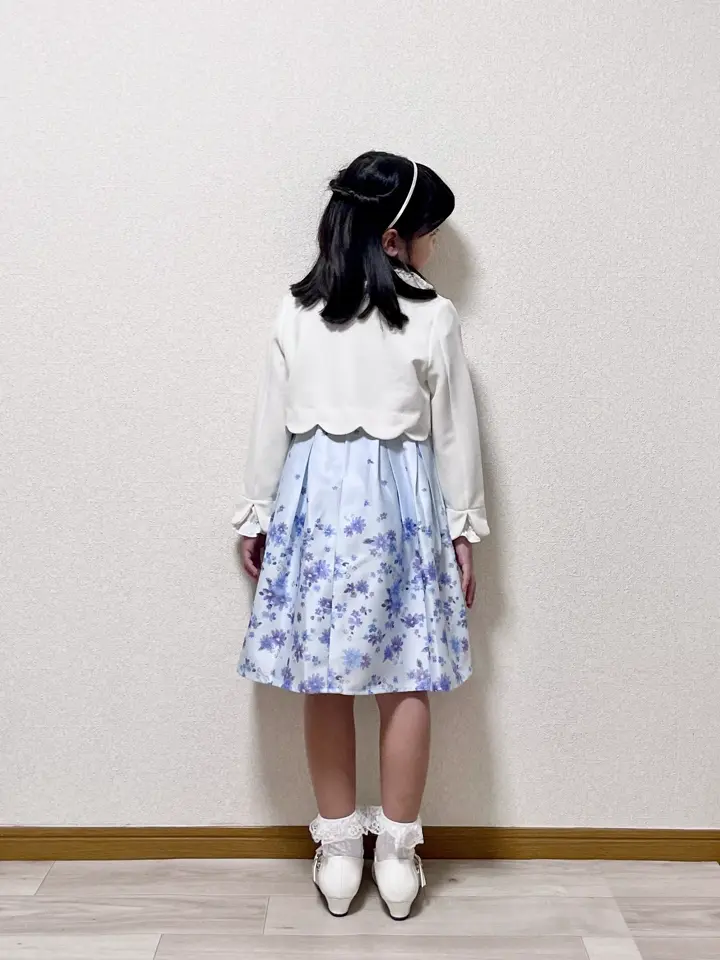 ANY MIKA コーディネート画像