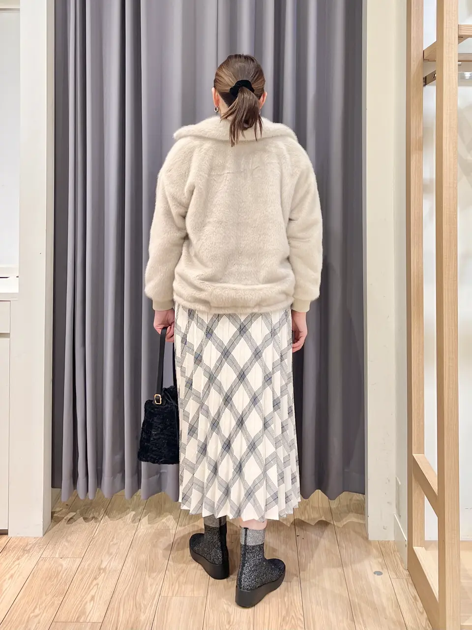 ANY 林 コーディネート画像