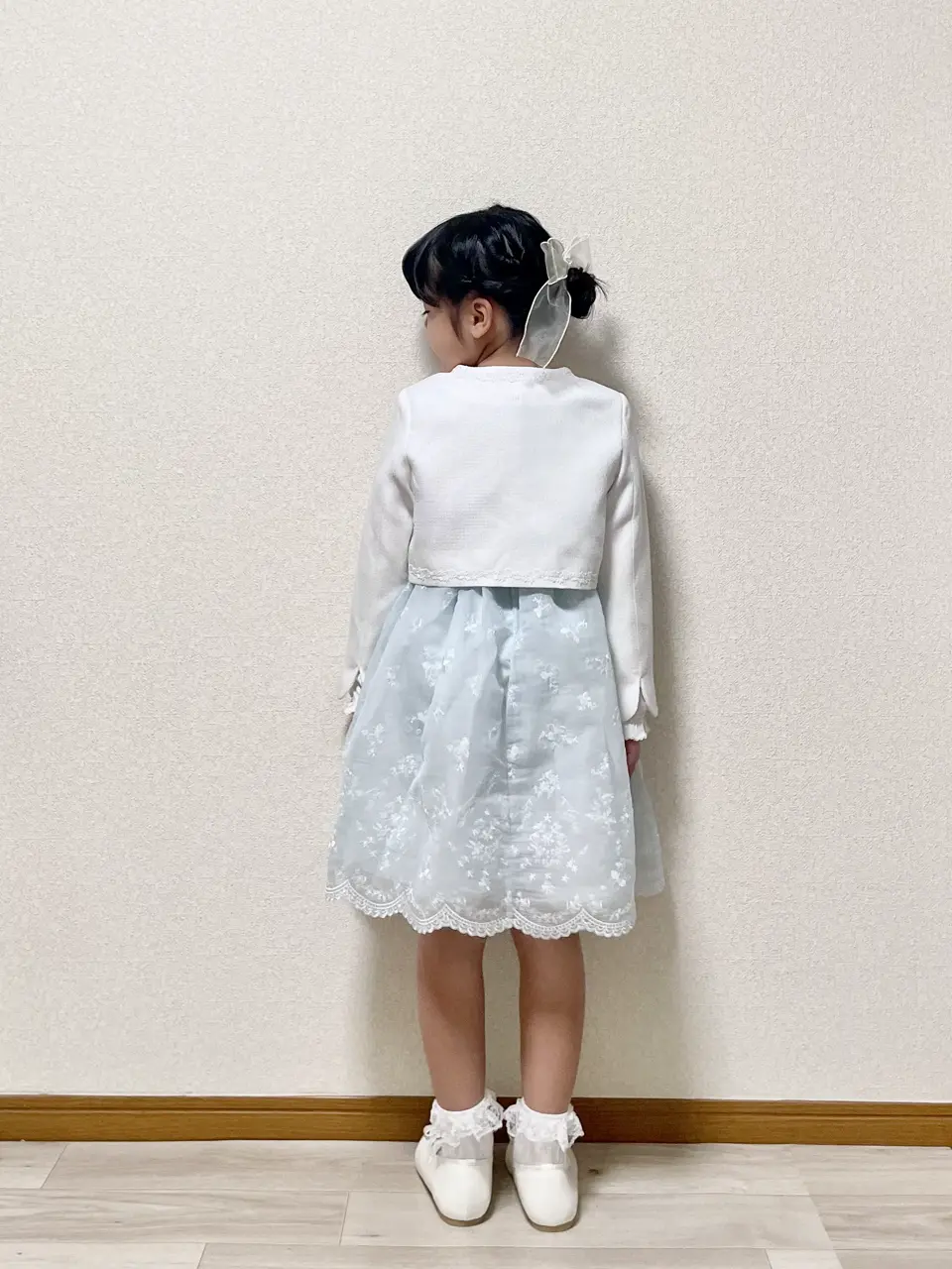 ANY MIKA コーディネート画像