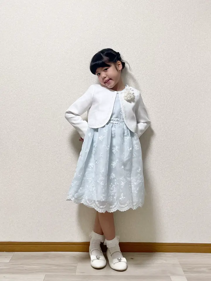 ANY MIKA コーディネート画像