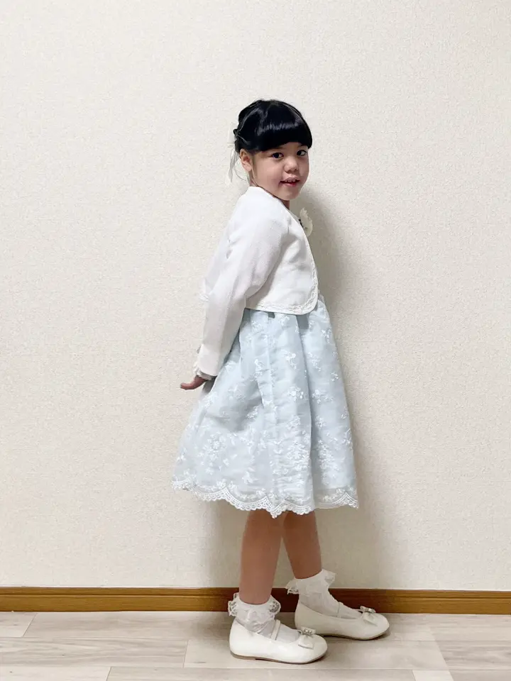 ANY MIKA コーディネート画像