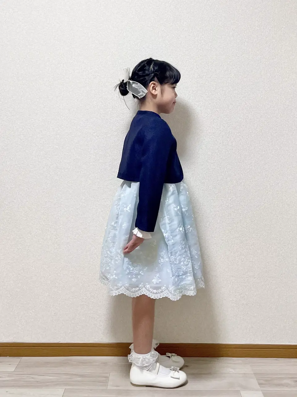 ANY MIKA コーディネート画像