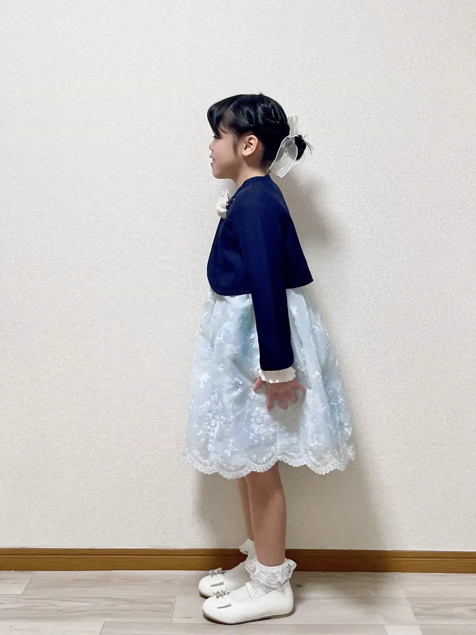 ANY MIKA コーディネート画像