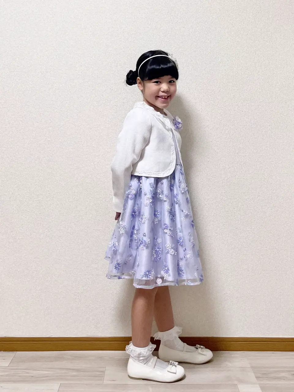 ANY MIKA コーディネート画像