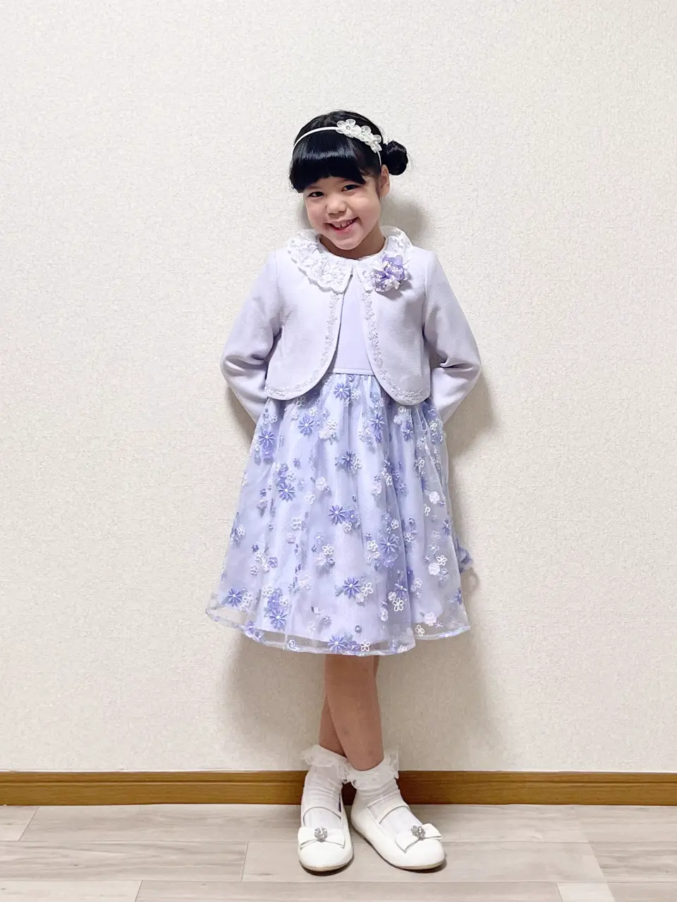 ANY MIKA コーディネート画像