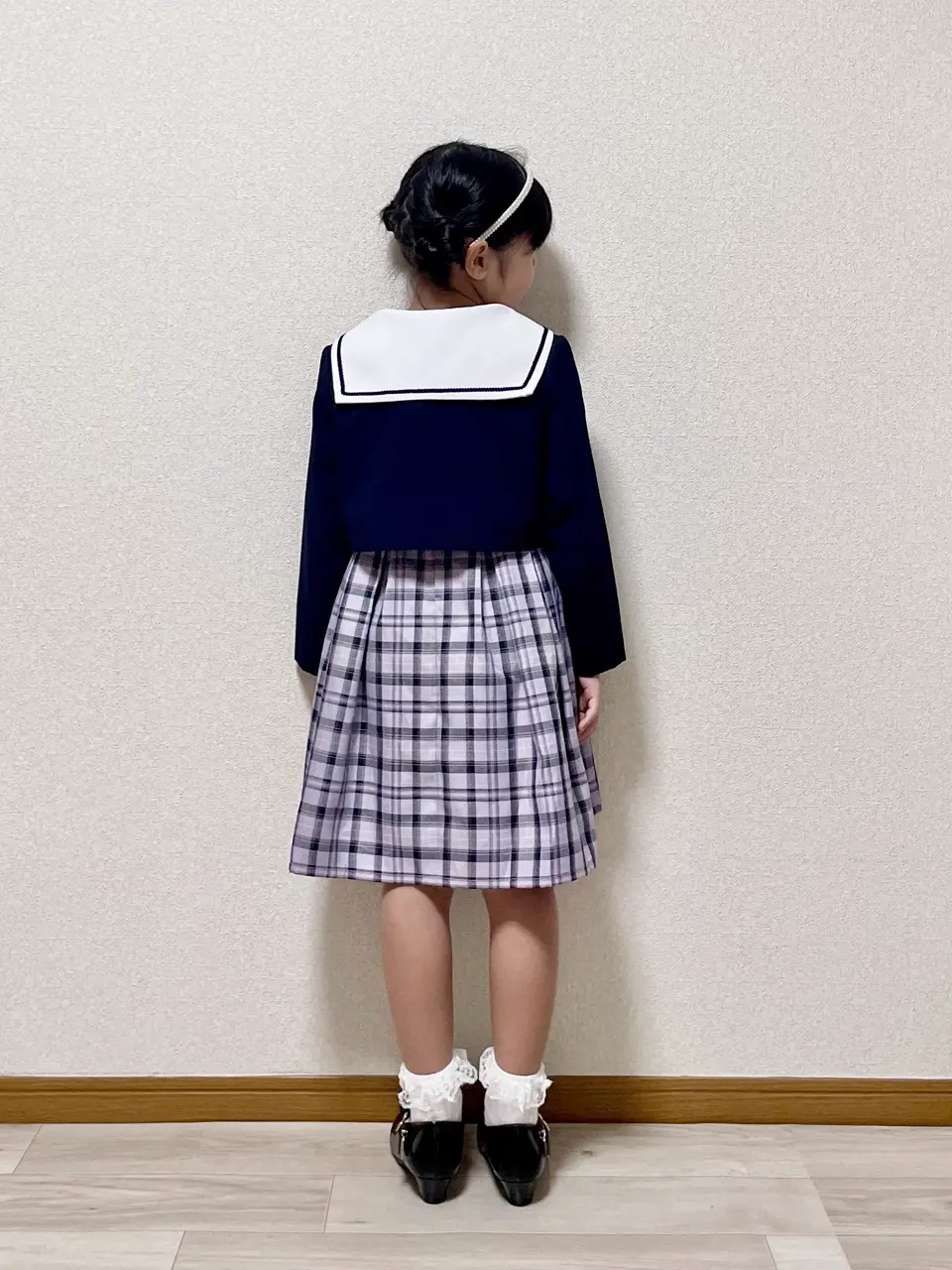 ANY MIKA コーディネート画像