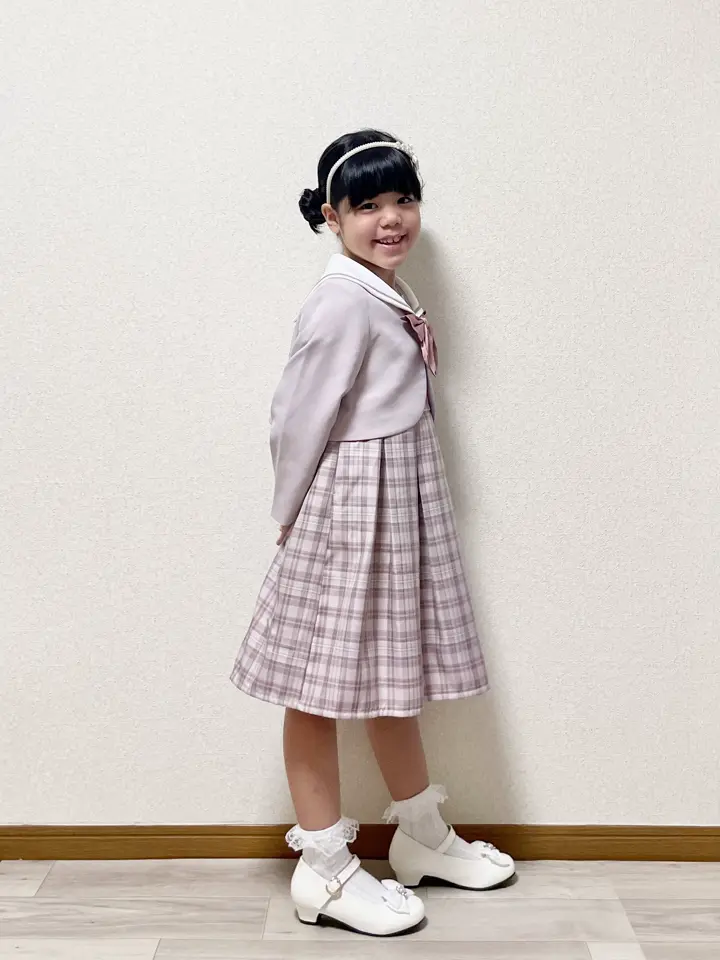 ANY MIKA コーディネート画像