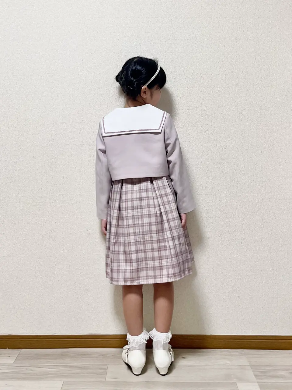 ANY MIKA コーディネート画像