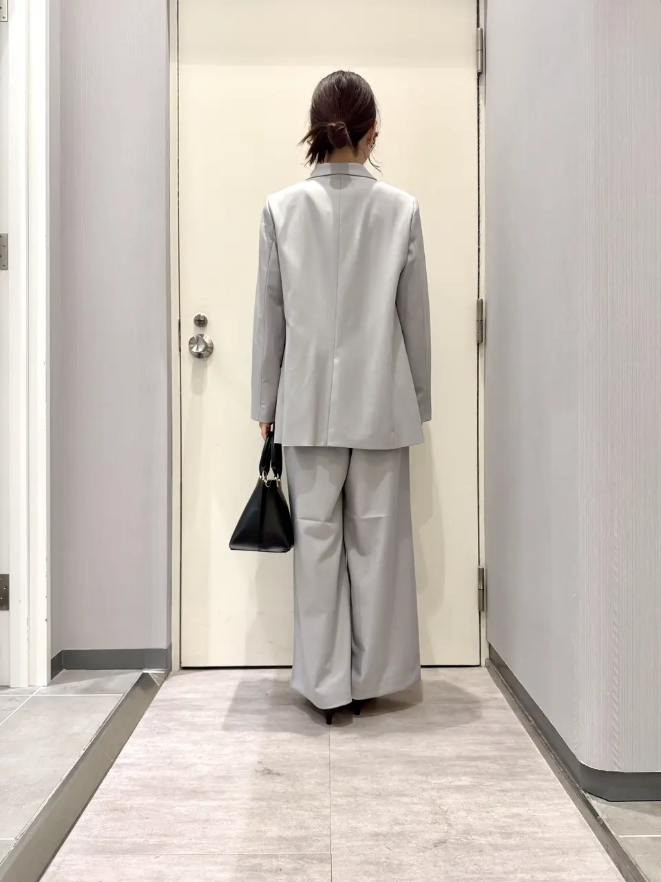 ANY 金井 コーディネート画像