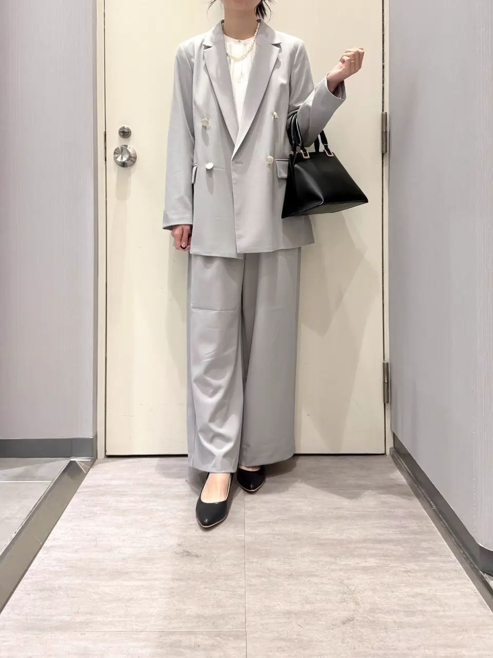 ANY 金井 コーディネート画像