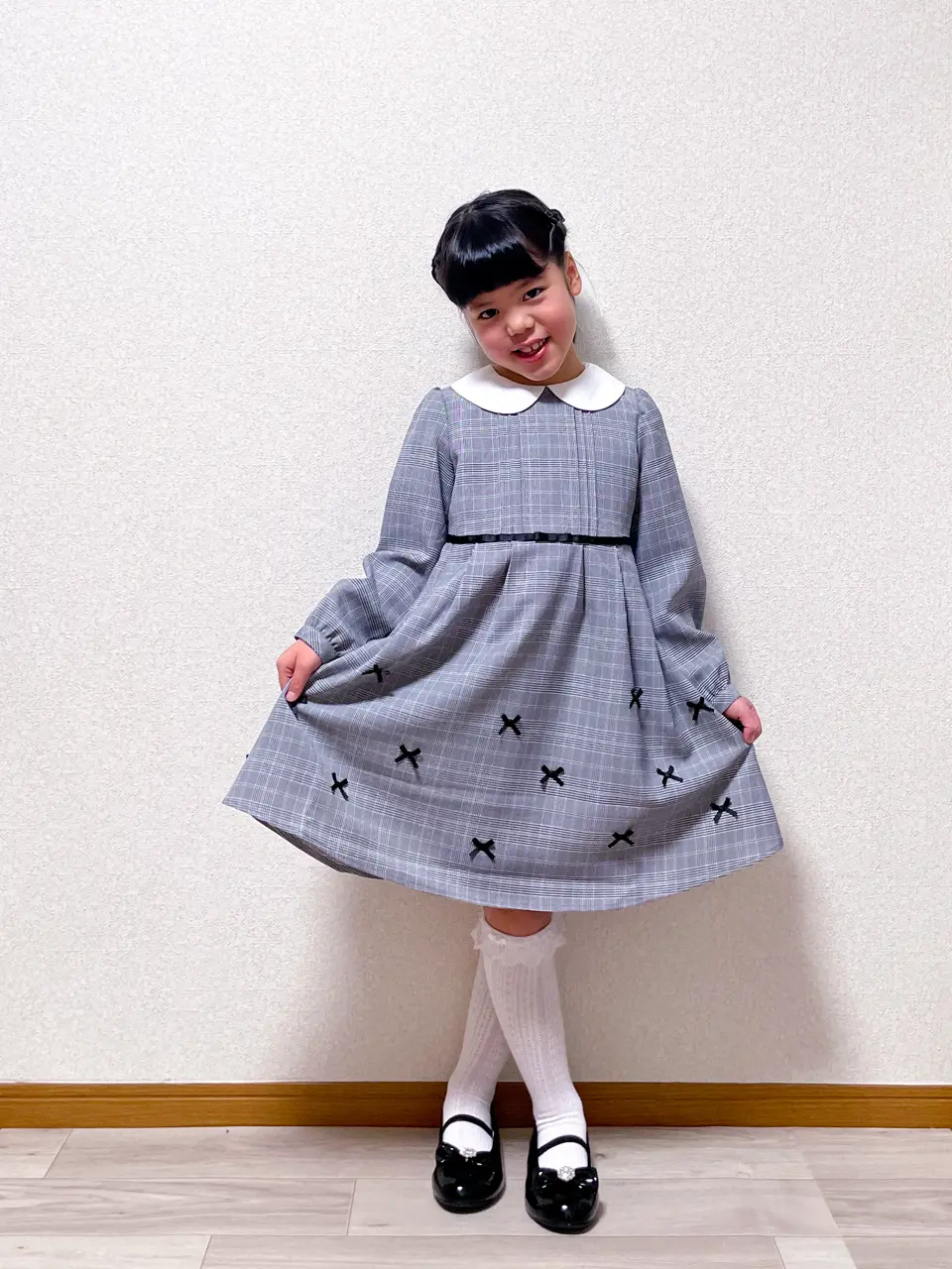  MIKA コーディネート画像