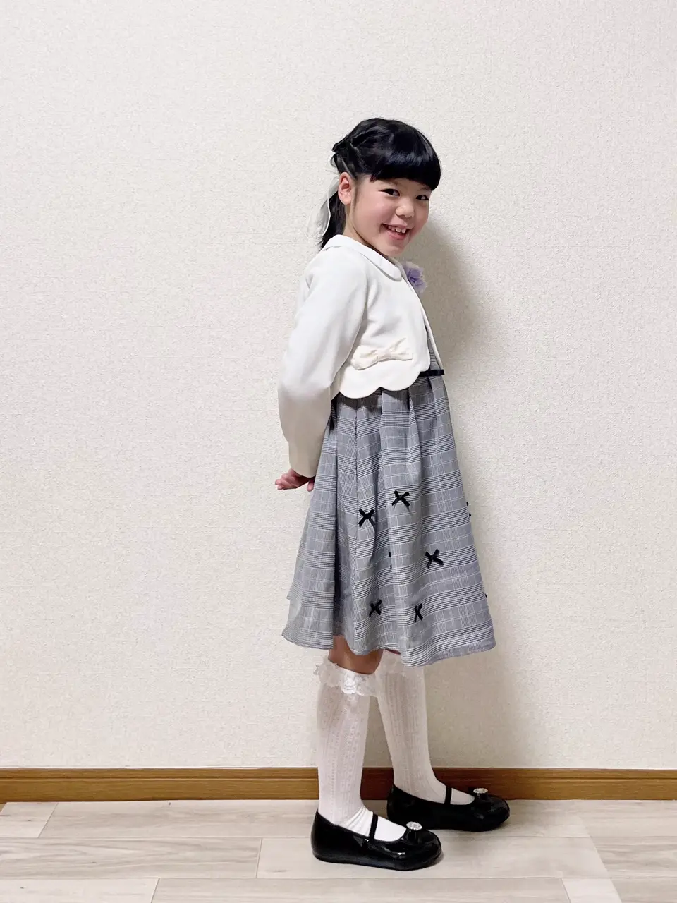 ANY MIKA コーディネート画像