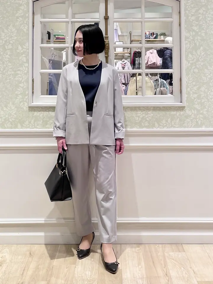 ANY MIKA コーディネート画像