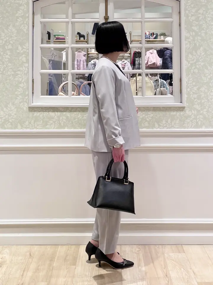 ANY MIKA コーディネート画像