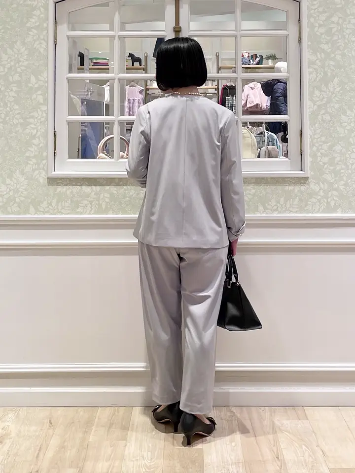 ANY MIKA コーディネート画像