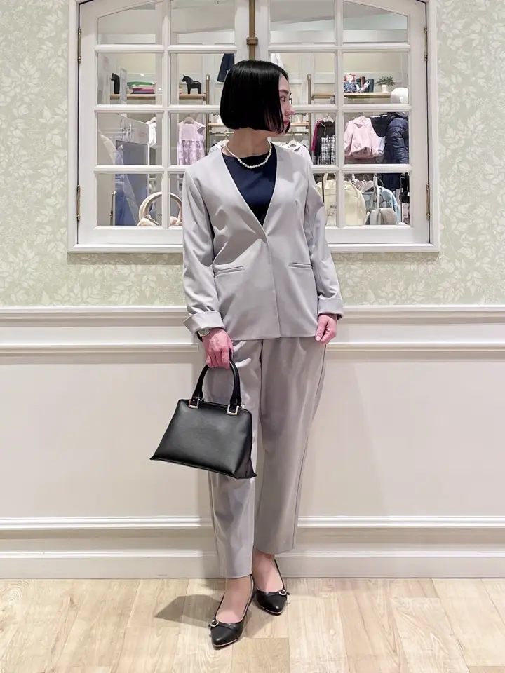 ANY MIKA コーディネート画像