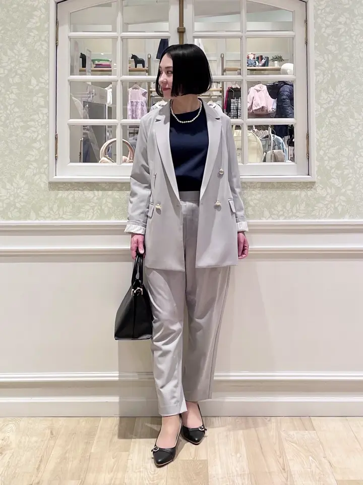 ANY MIKA コーディネート画像