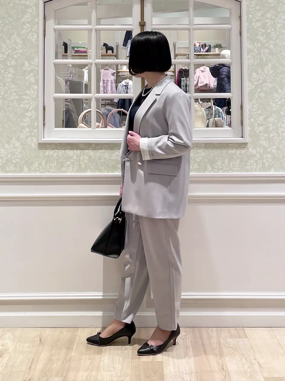 ANY MIKA コーディネート画像