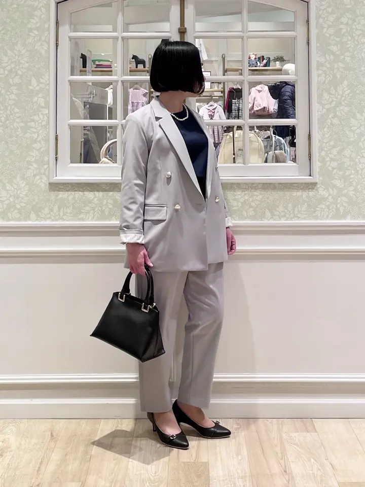 ANY MIKA コーディネート画像