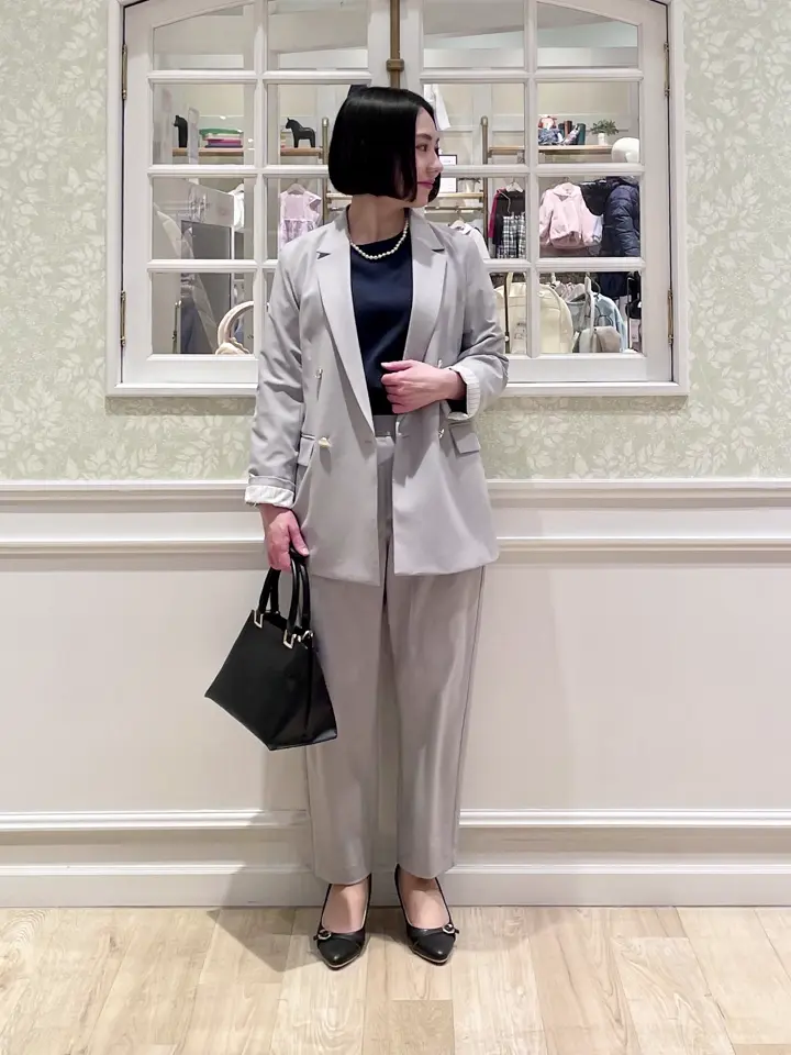 ANY MIKA コーディネート画像