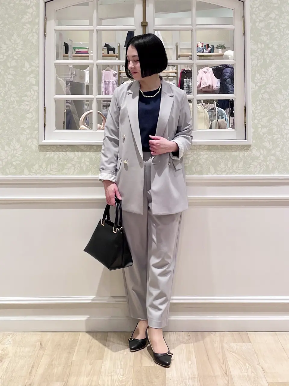 ANY MIKA コーディネート画像