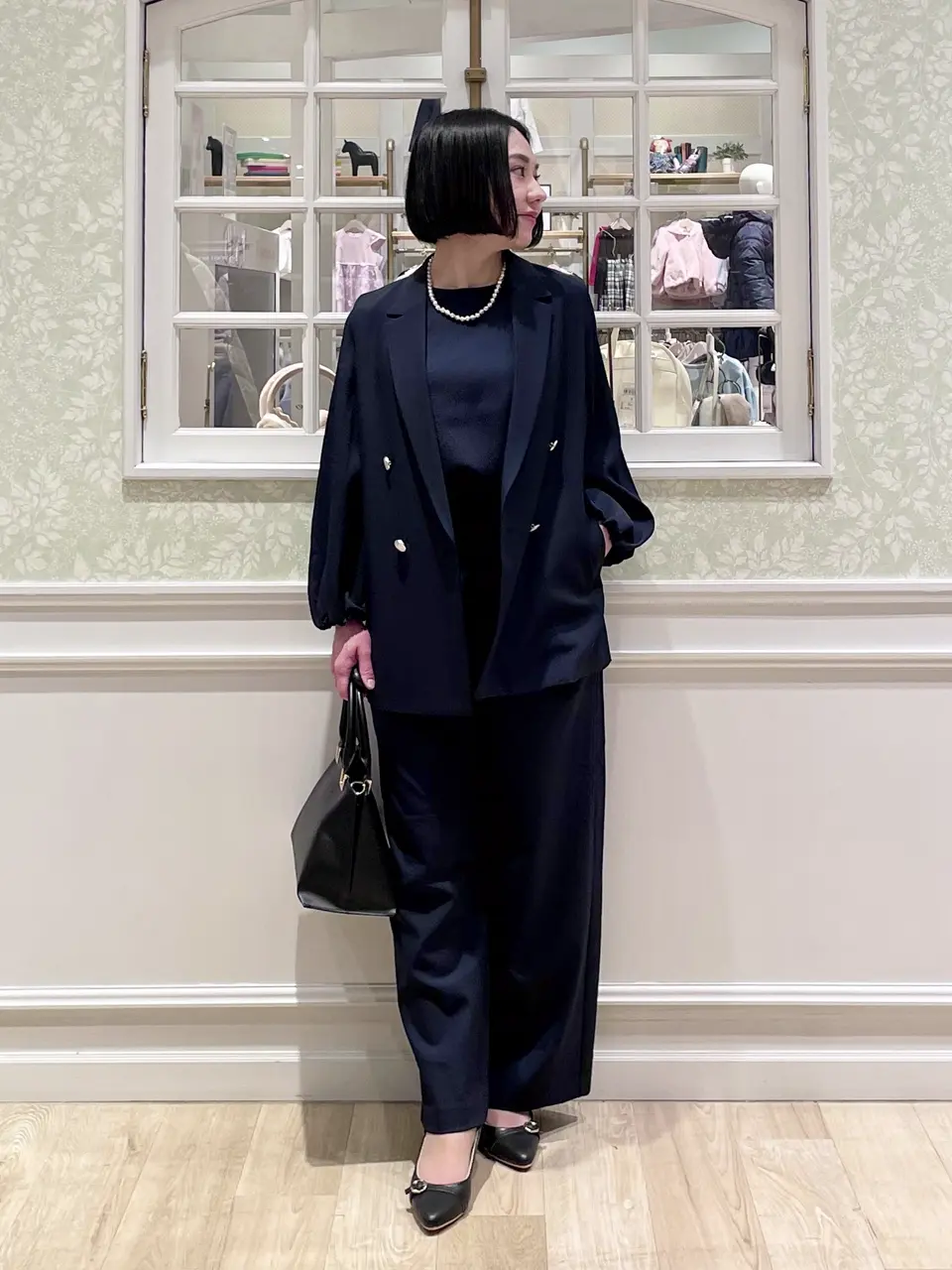 ANY MIKA コーディネート画像