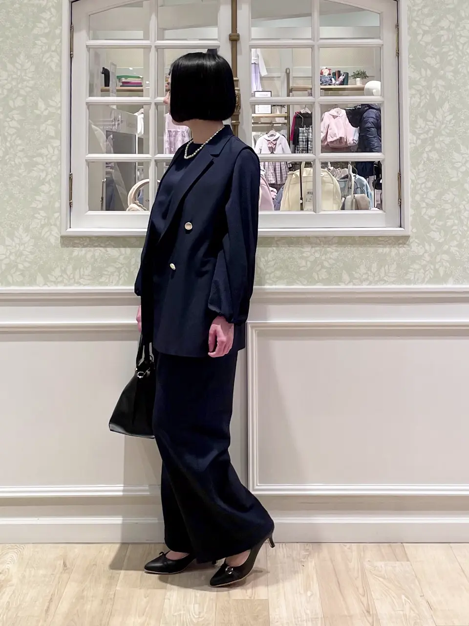 ANY MIKA コーディネート画像