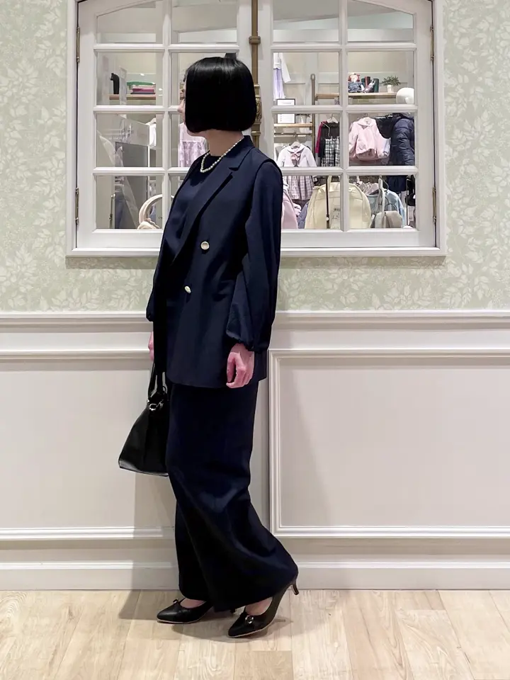 ANY MIKA コーディネート画像