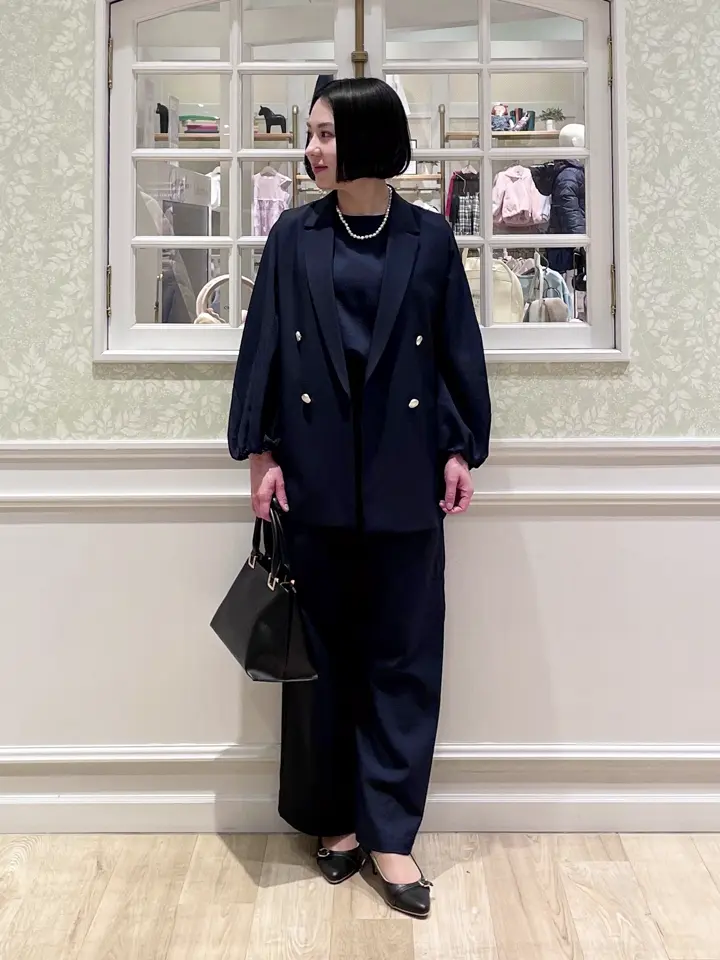 ANY MIKA コーディネート画像