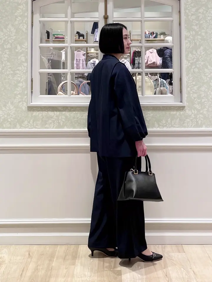 ANY MIKA コーディネート画像