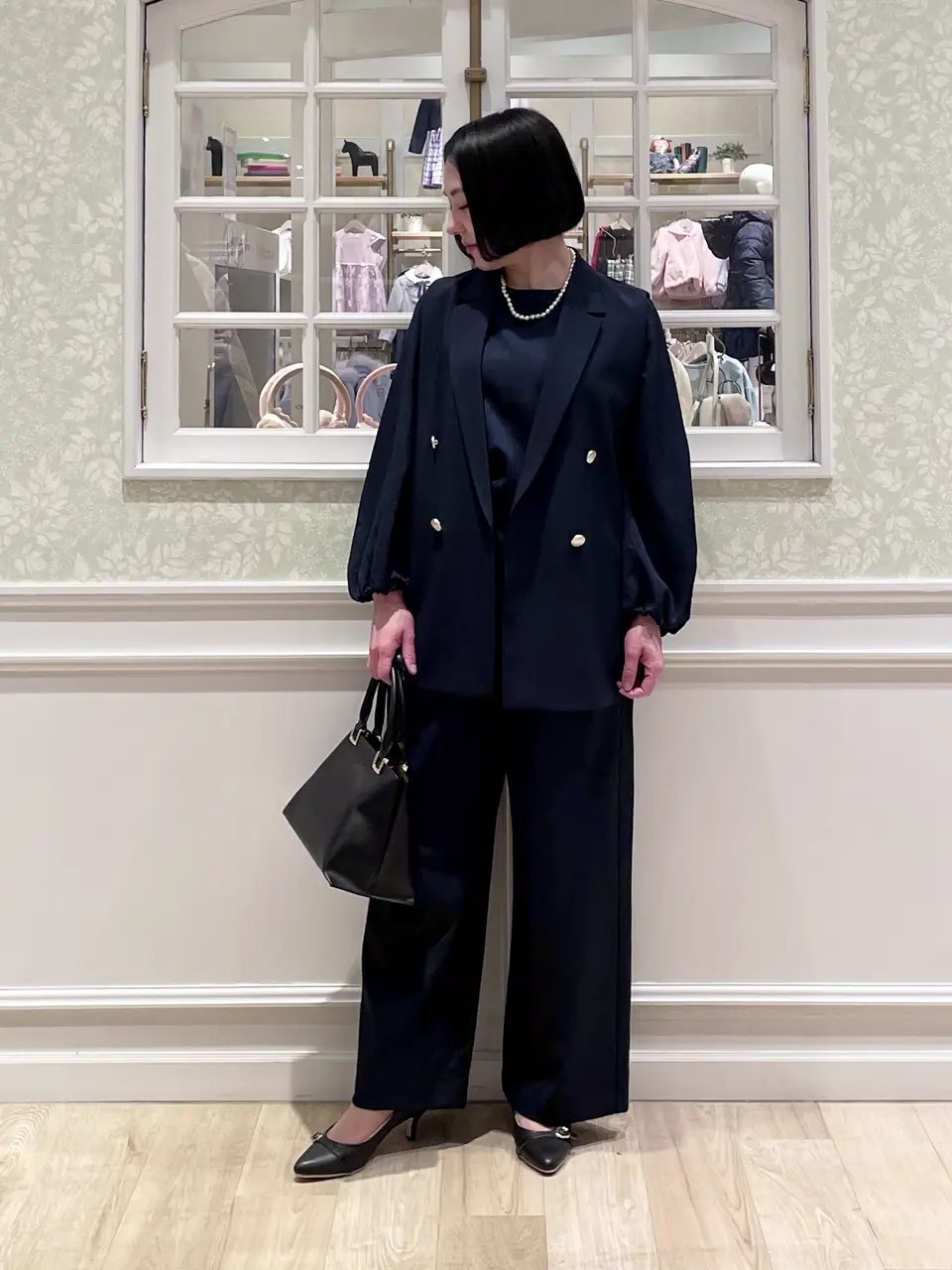 ANY MIKA コーディネート画像