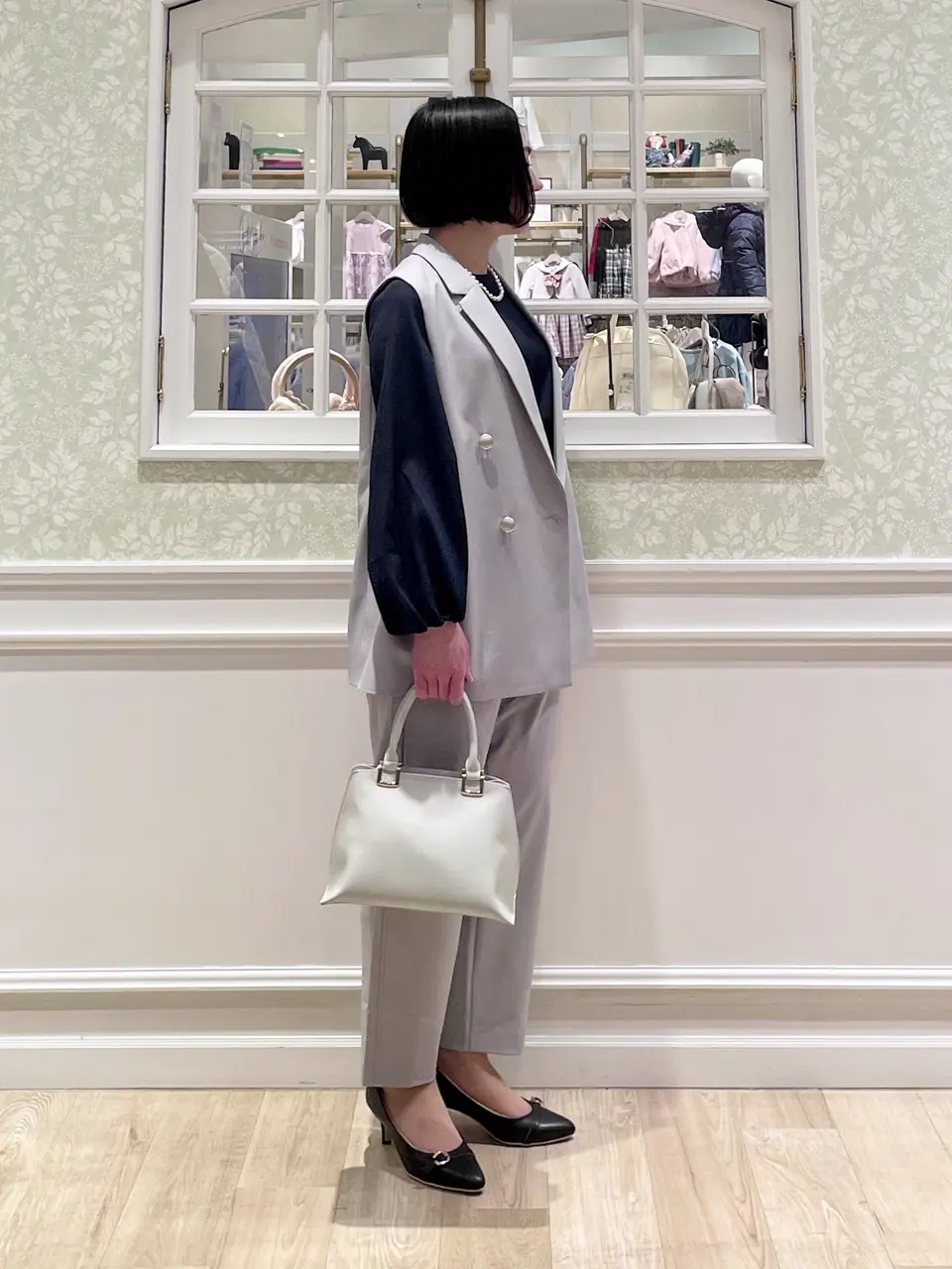 ANY MIKA コーディネート画像