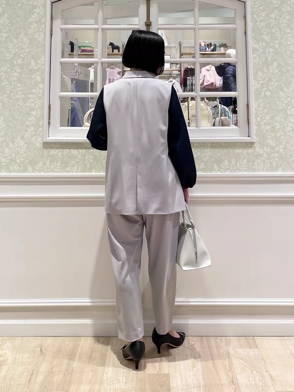 ANY MIKA コーディネート画像