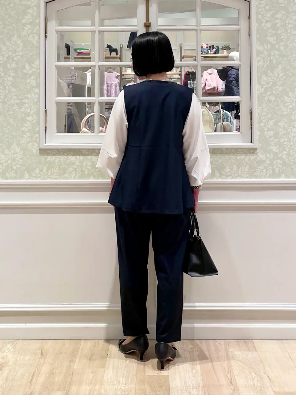 ANY MIKA コーディネート画像