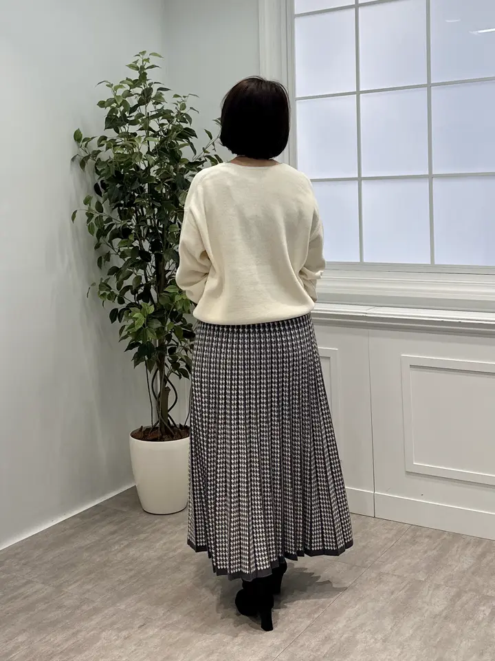 ANY フジコ コーディネート画像