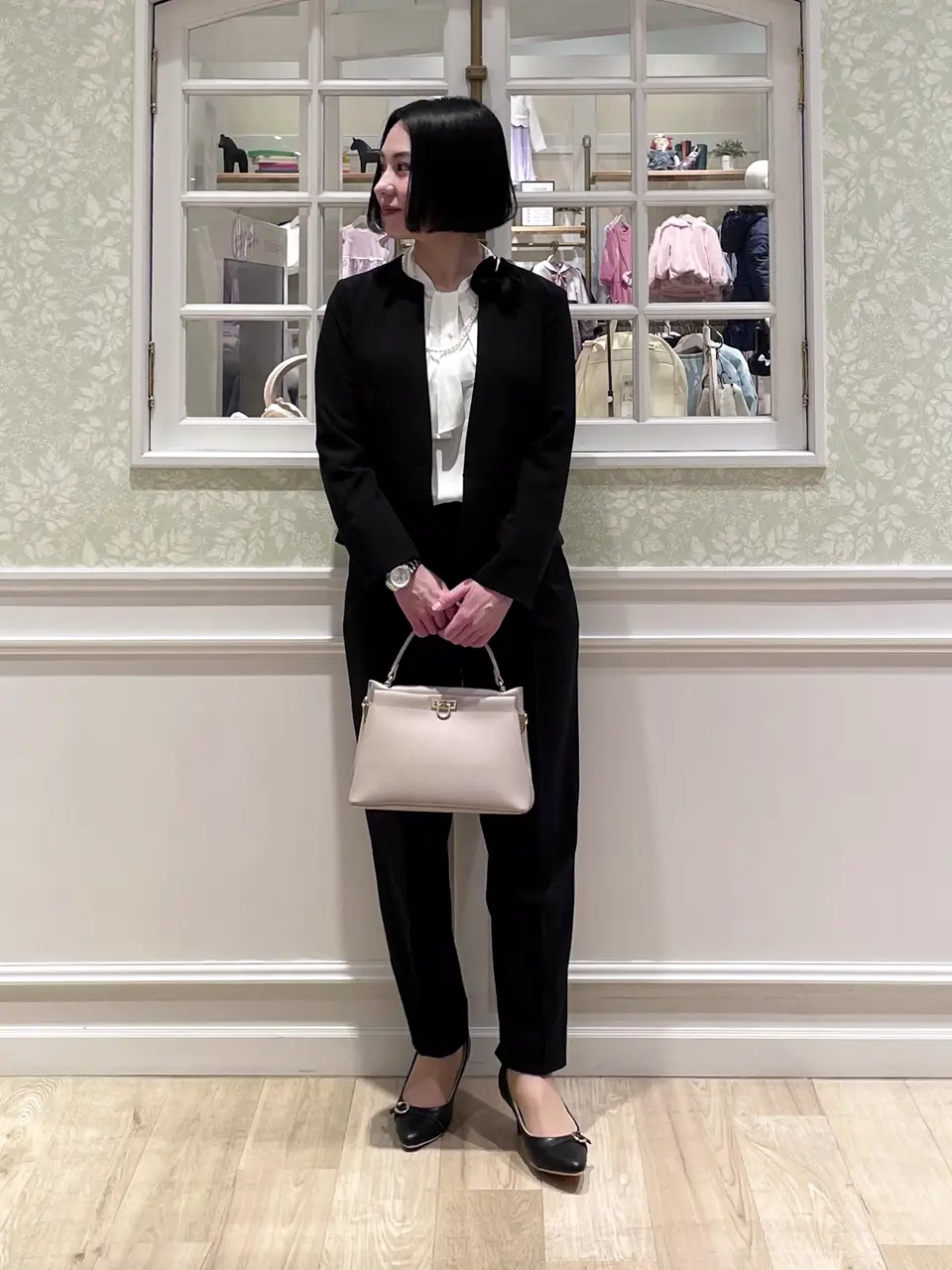 ANY SIS MIKA コーディネート画像