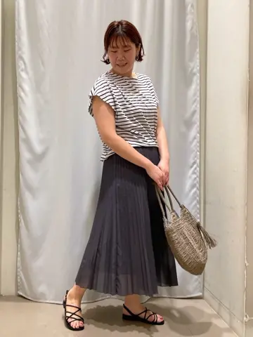 ANY 林 コーディネート画像