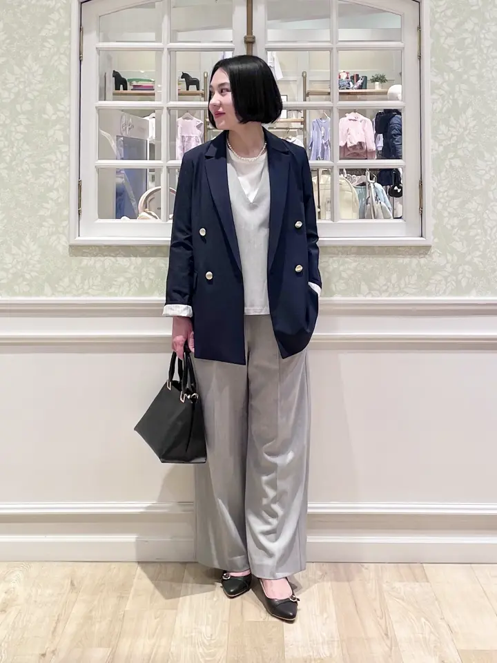 ANY MIKA コーディネート画像